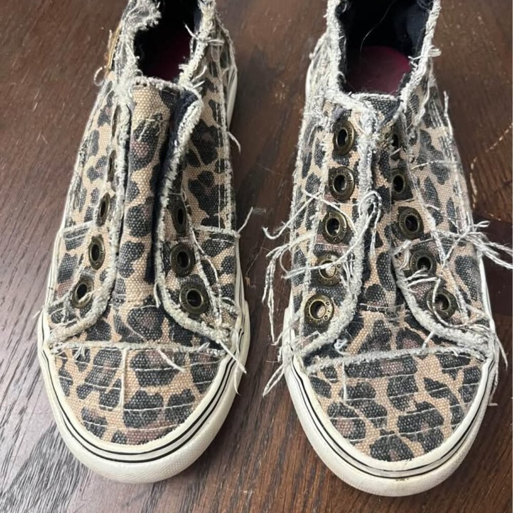 Blowfish girl’s Size 13 Slip On Shoes
